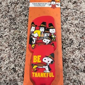 PEANUTS Thanksgiving CHARLIE  & GANG SNOOPY & WOODSTOCK Be Thankful Spatula Set